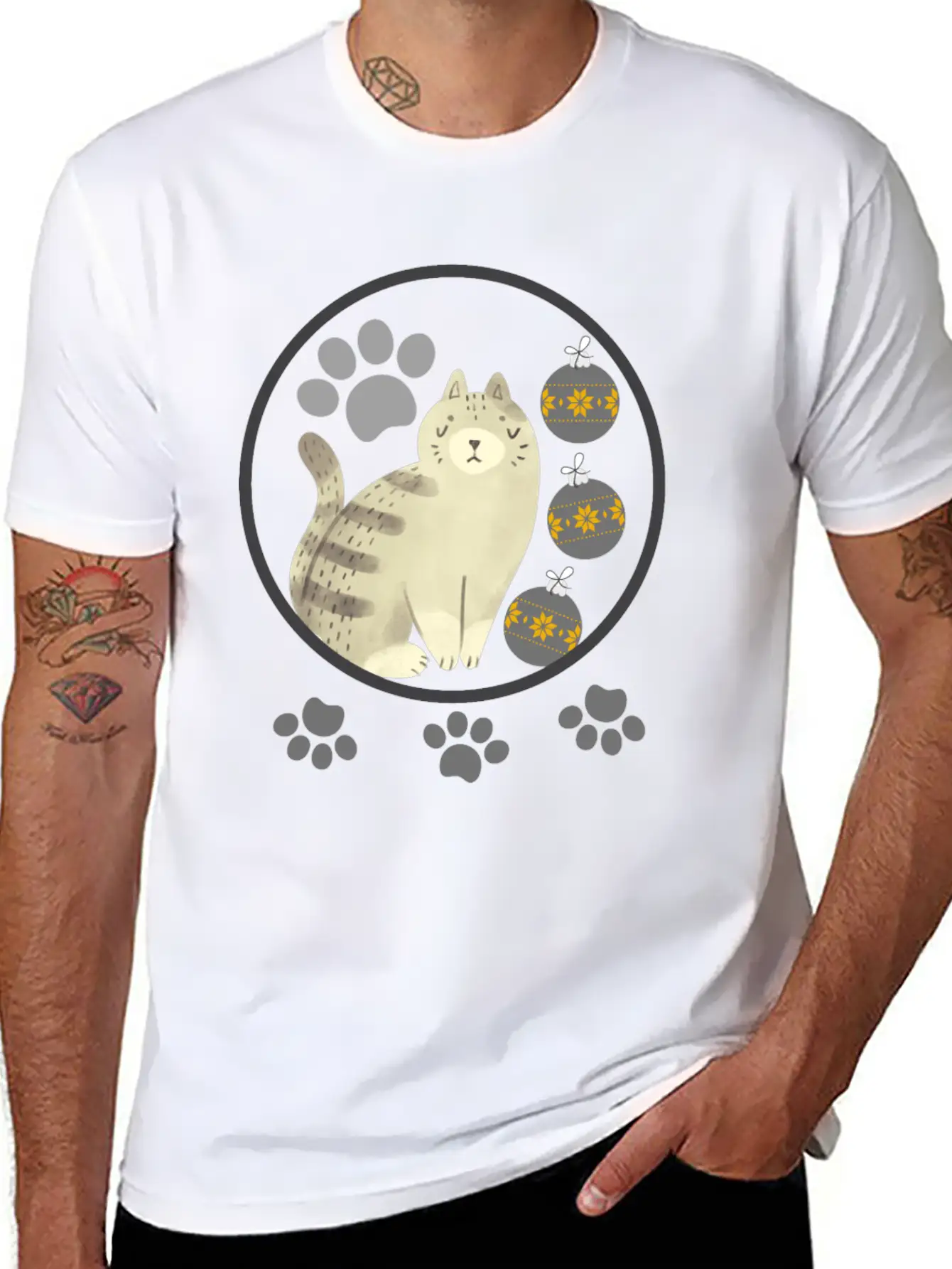 Cat With Paws Basic Graphic T-Shirt – Daily Comfort In Soft Cotton