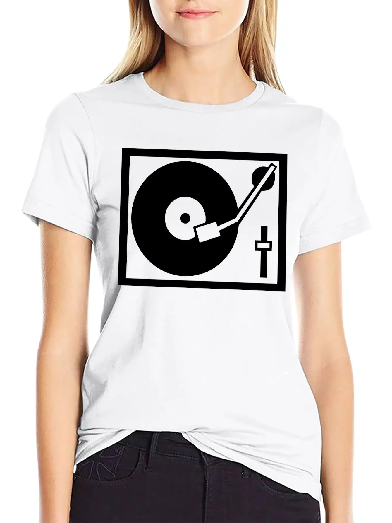 DJ - Turntable Stylish Everyday T-Shirt – Unisex Basic Cotton Tee