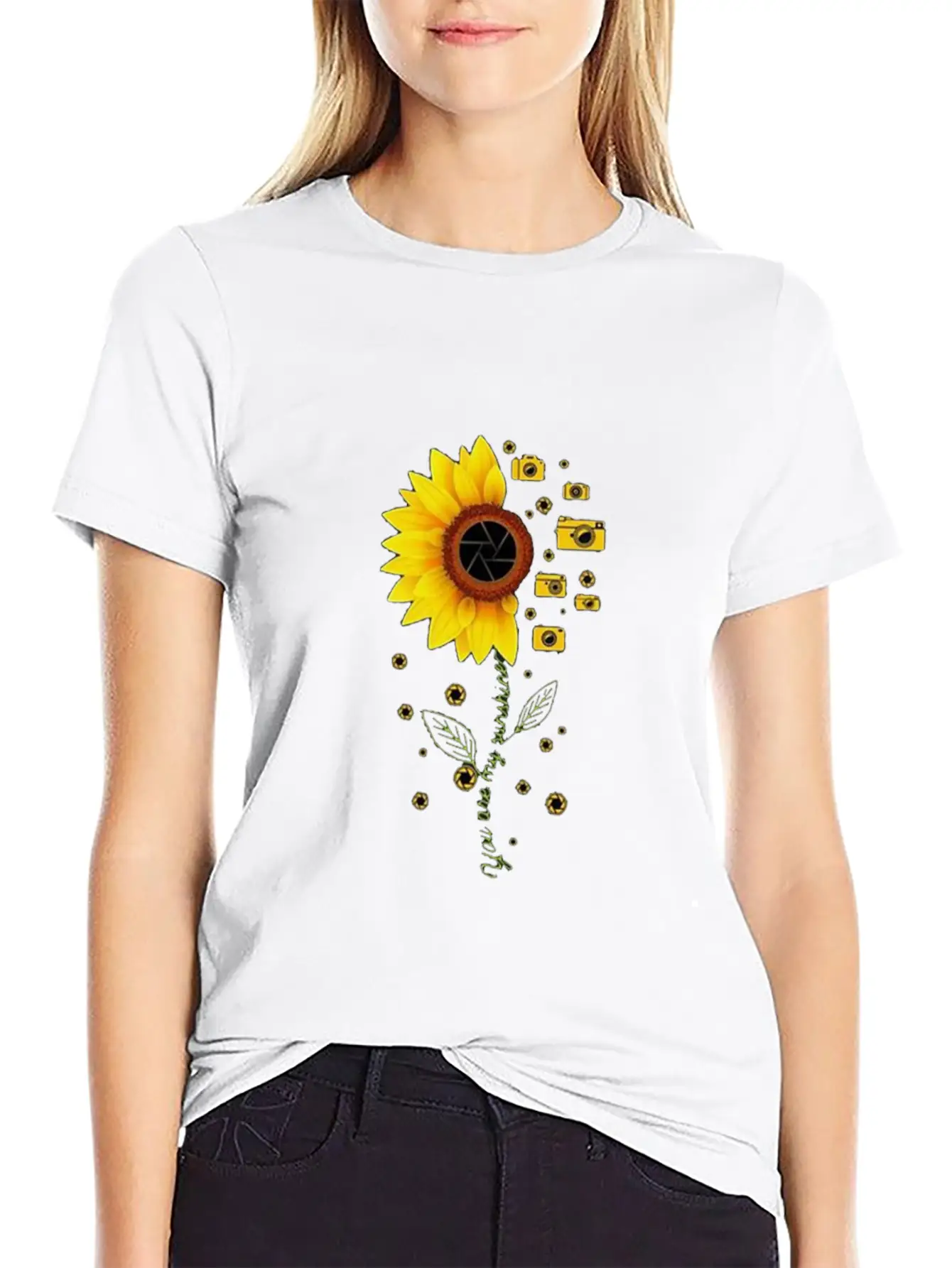 Sunflower Camera T Shirt Stylish Everyday T-Shirt – Unisex Basic Cotton Tee