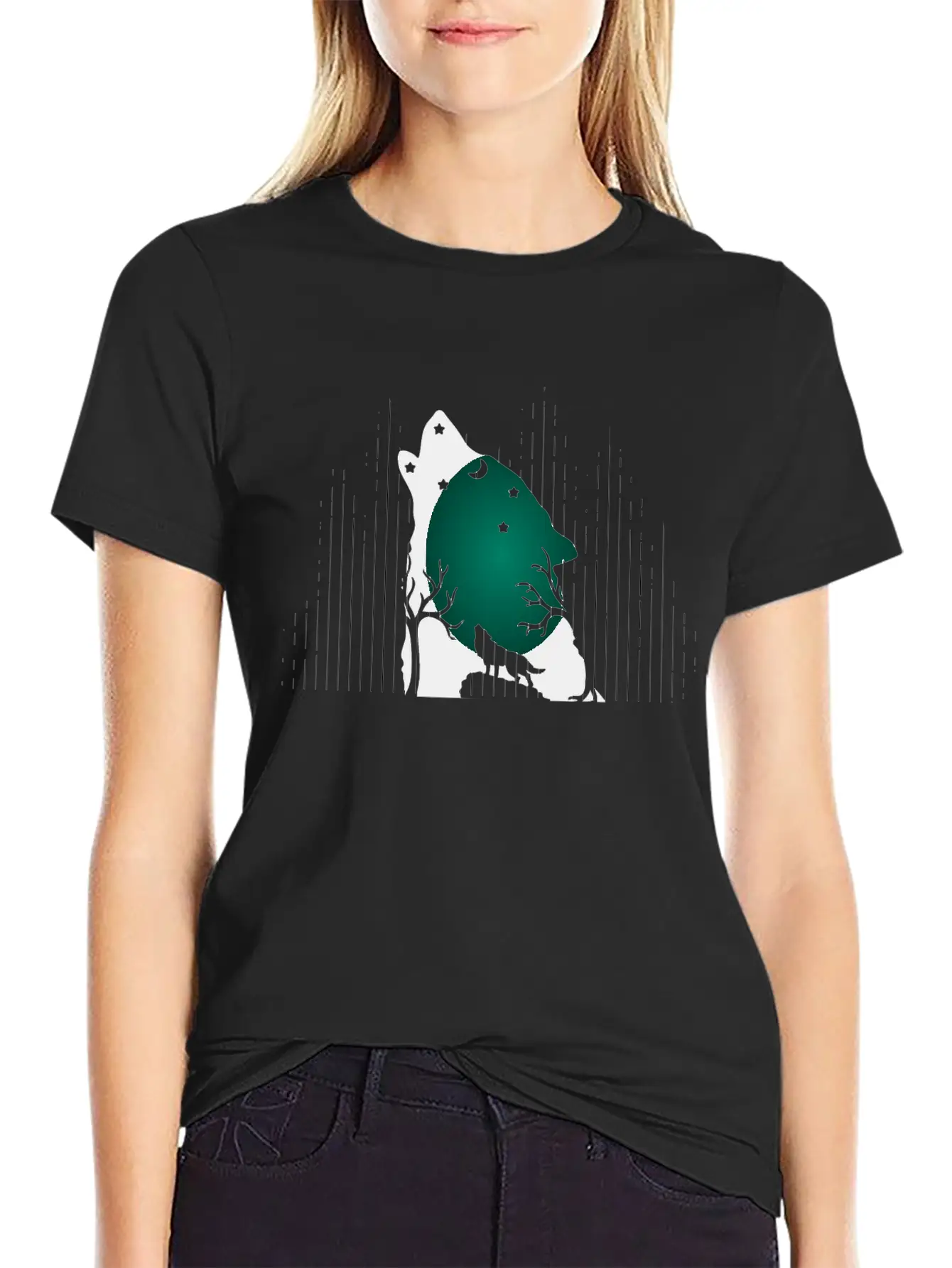 The Strange Lonely Simple Wolf Stylish Everyday T-Shirt – Unisex Basic Cotton Tee
