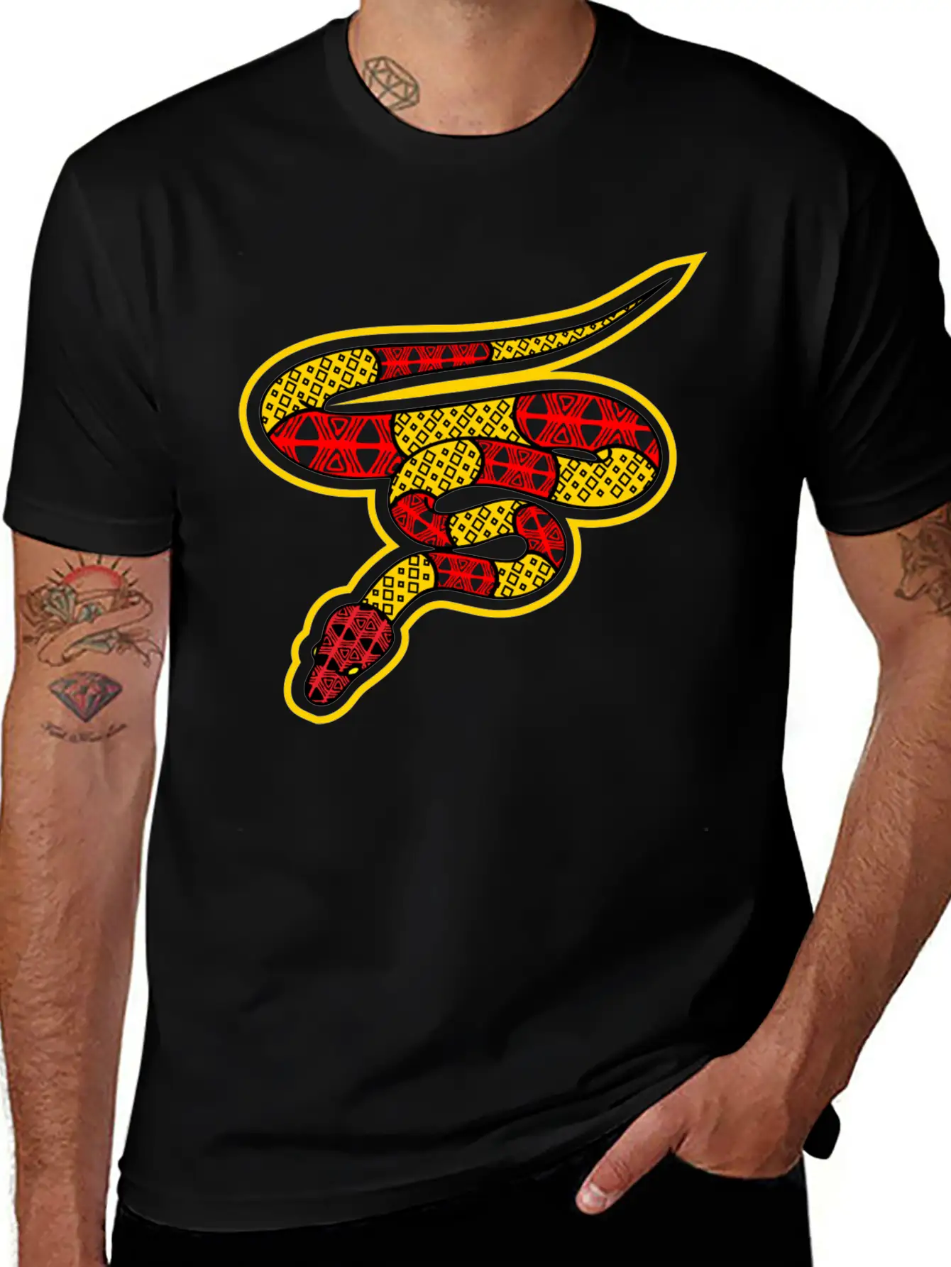 Tribal Snake Stylish Everyday T-Shirt – Unisex Basic Cotton Tee